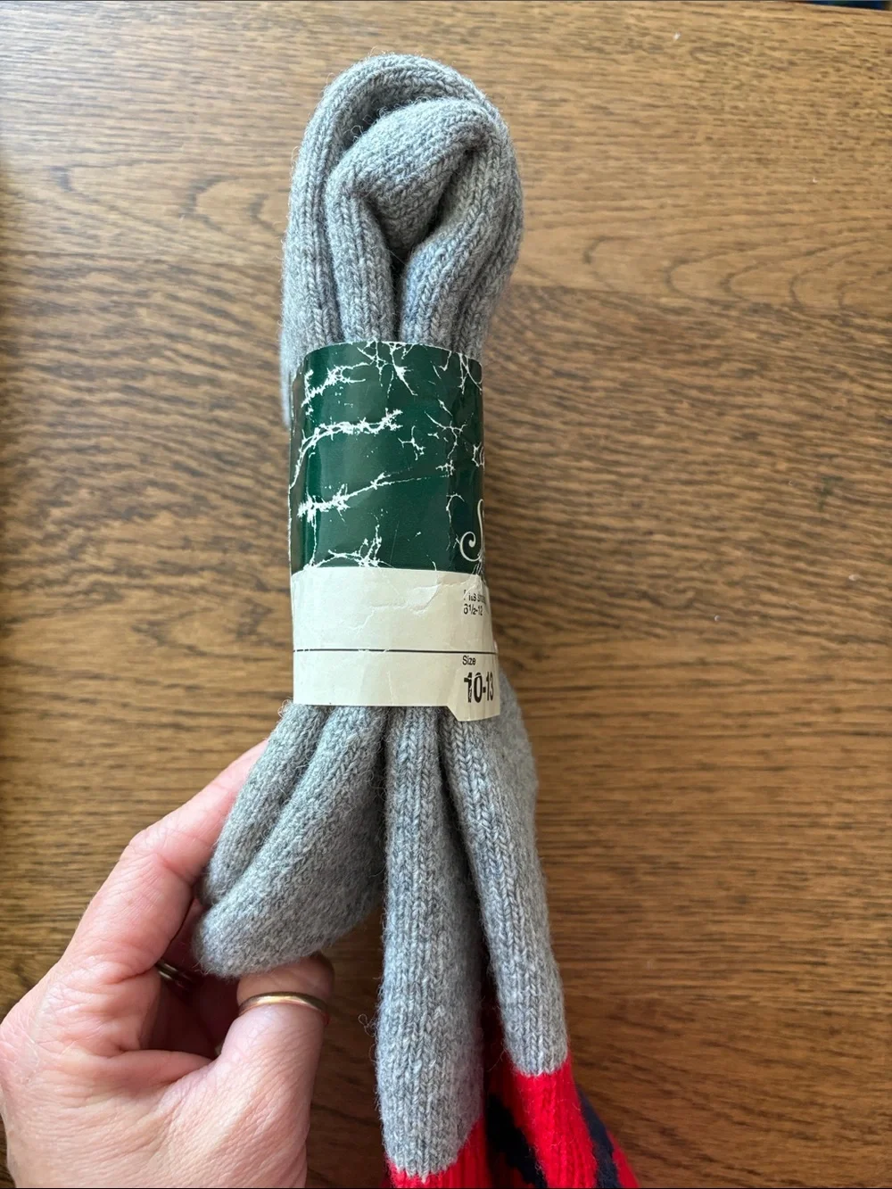 VINTAGE Made in USA St. John’s Bay Wool Blend Red & Grey Socks 10-13
